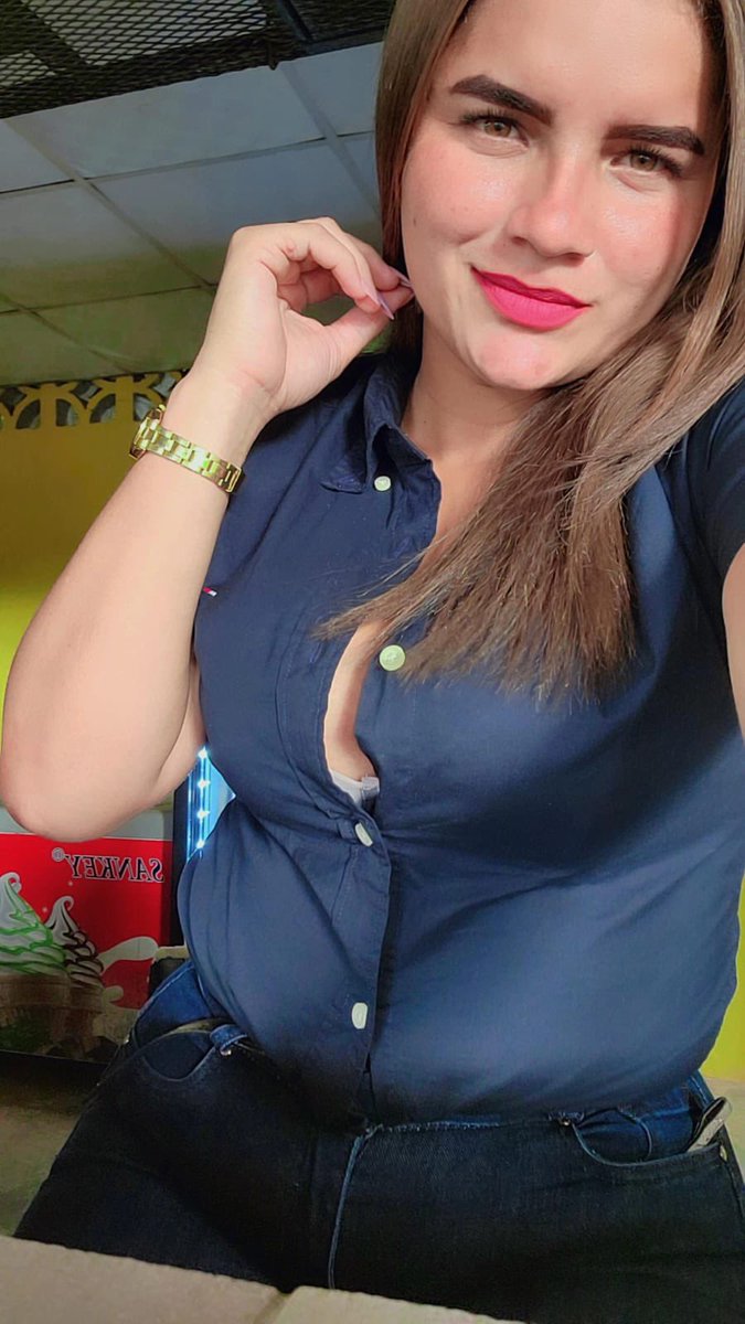 LuzAmbar507's tweet photo. Aquí la señal siempre está en Ámbar... para que te detengas a mirarme. 🚦😏 #SoloFans #ContenidoExclusivo #Model #OnlyFansLatina https://t.co/wudzwmUwvF