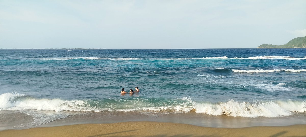 OmarLinarez3's tweet photo. Relax en la playa https://t.co/YWZcm4Vgtj
