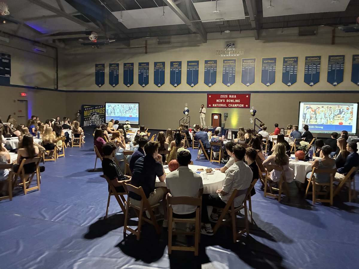 MMU_WBB's tweet photo. Honored to be a part of the Golden Horseshoe Awards this year! Proud of our team and all their success. Thank you CSA for a great event! 🎉🏀
#WeAreOne #Stangsgang https://t.co/crtc0cVQW7