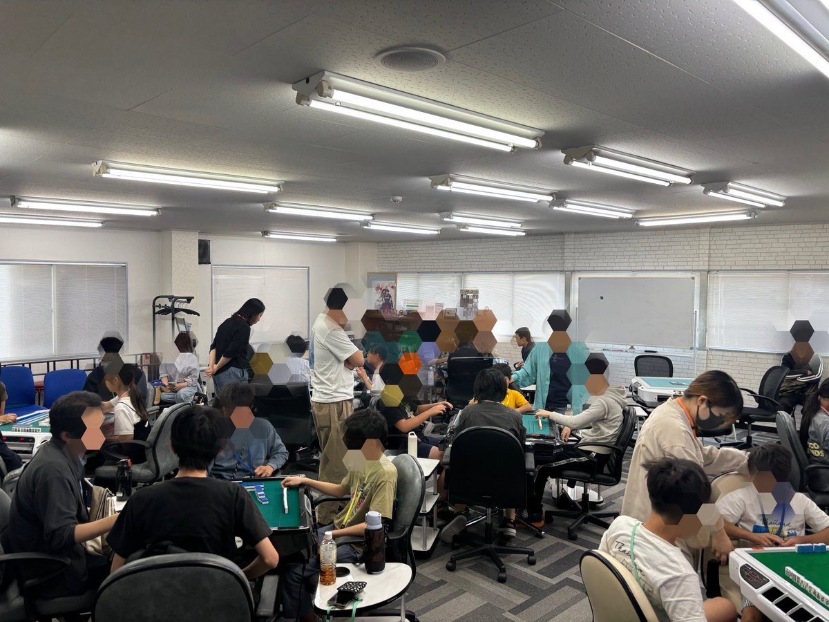 npmk_mjschool's tweet photo. 今月のこども麻雀教室もたくさんのこどもたちが来てくれました！
はじめて参加してくれる子も居てとっても賑やかでした🙌
6月の開催日は6/13(土)です。
申込受付開始しました。
下記リンク内の申込フォームより申込よろしくお願いします✨
6月の先生はタグ付けしておきます！

https://t.co/1QuZUaw33q https://t.co/qeQlWvJ8Lm