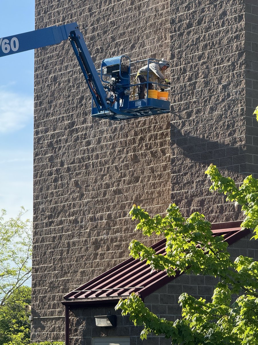 WallkillLivingC's tweet photo. 🏗️ Progress continues at Wallkill Living Center! We appreciate our residents’ patience and cooperation as community improvements continue throughout the property. ☀️

#WallkillLivingCenter #CommunityImprovements #AlwaysUnited https://t.co/W796Ze8Wwj