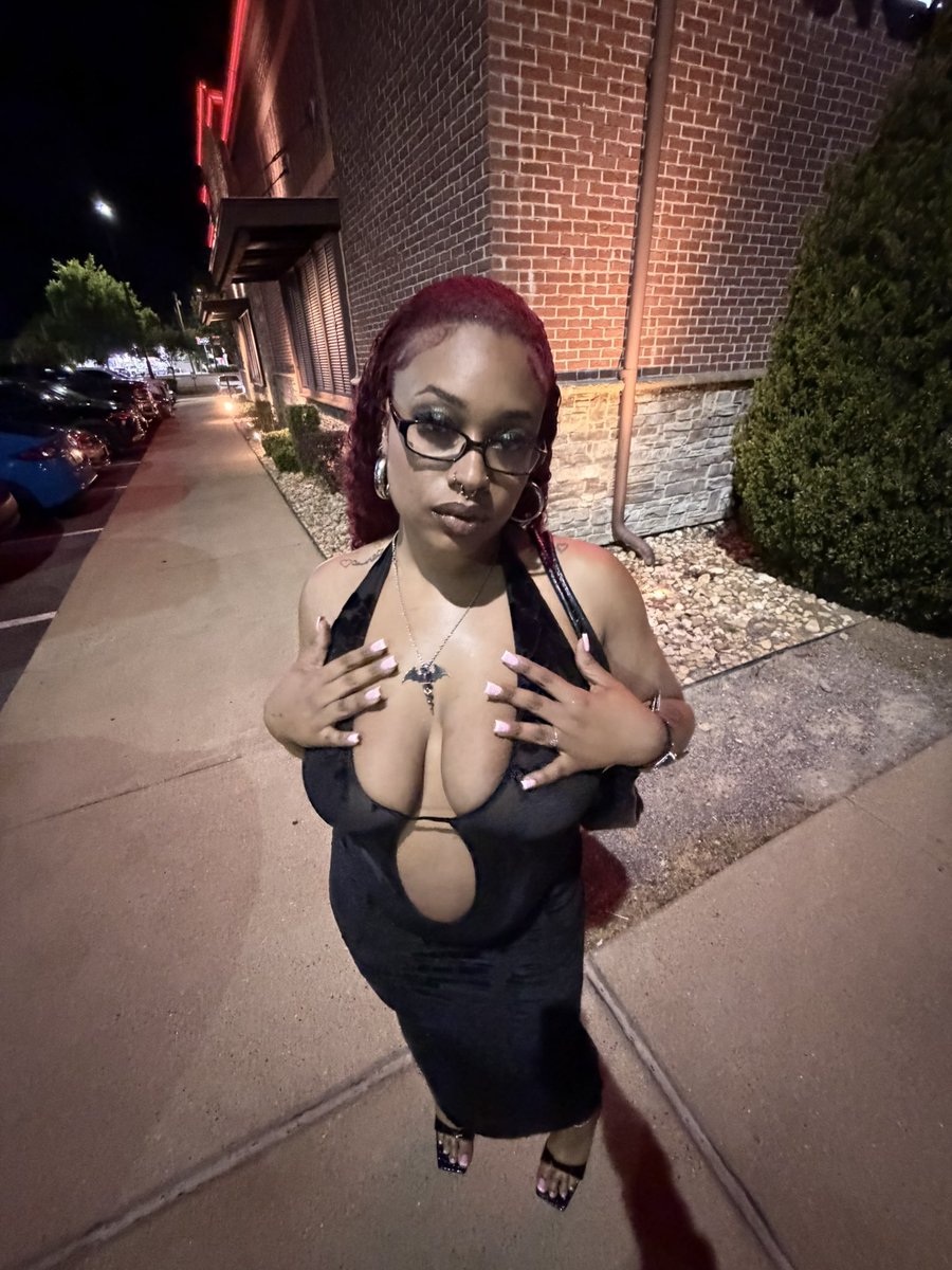 lynthekiller's tweet photo. poppin my shit https://t.co/u8DrCgqOxF