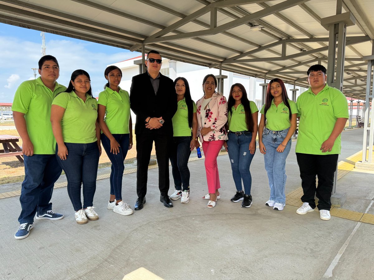 instipp1's tweet photo. INAUGURACIÓN DEL PERÍODO ACADÉMICO 2026-1P

El Instituto Superior Tecnológico Ismael Pérez Pazmiño (INSTIPP) informa a la comunidad académica que el día de hoy, 11 de mayo de 2026, se realizó con éxito la inauguración oficial de clases correspondiente al período académico 2026-1P https://t.co/3T492DIZ2g