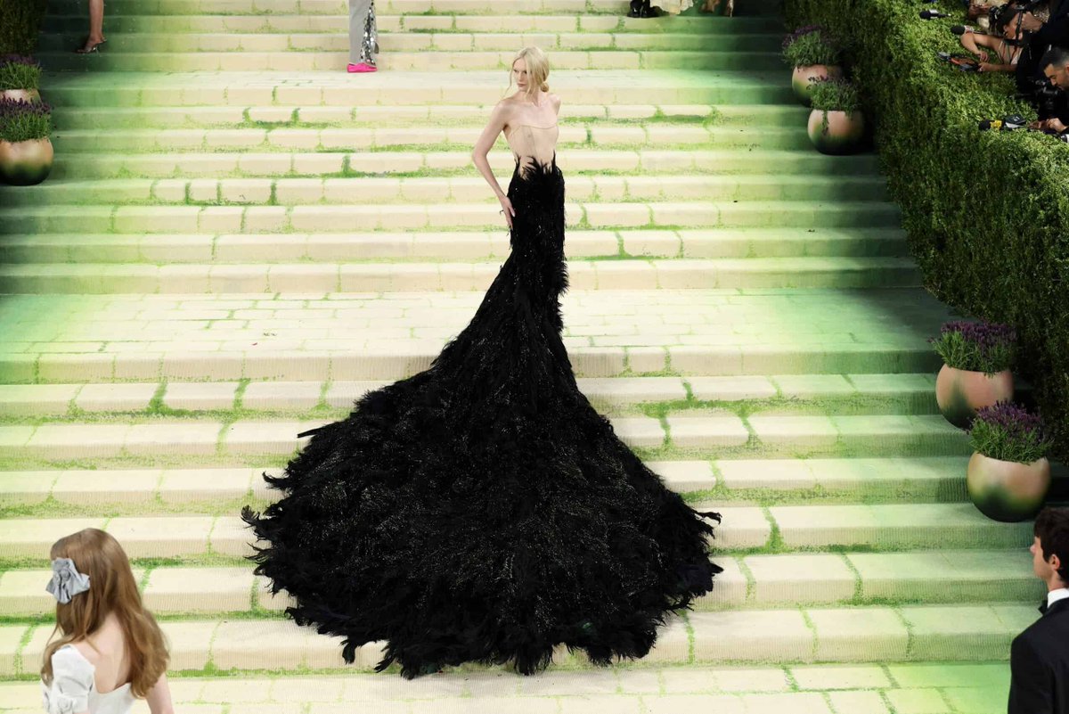 DailyFrontRow® tweet media