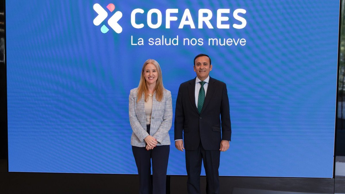 Cofares's tweet photo. Nuestro presidente, @edpastor4, recibe a Florencia Davel (@GSK_ES) en nuestra sede corporativa.

El encuentro ha puesto en valor el rol de la Cooperativa como aliado estratégico de la industria farmacéutica. https://t.co/NzQQzhU52t https://t.co/p3AeKp0yF3
