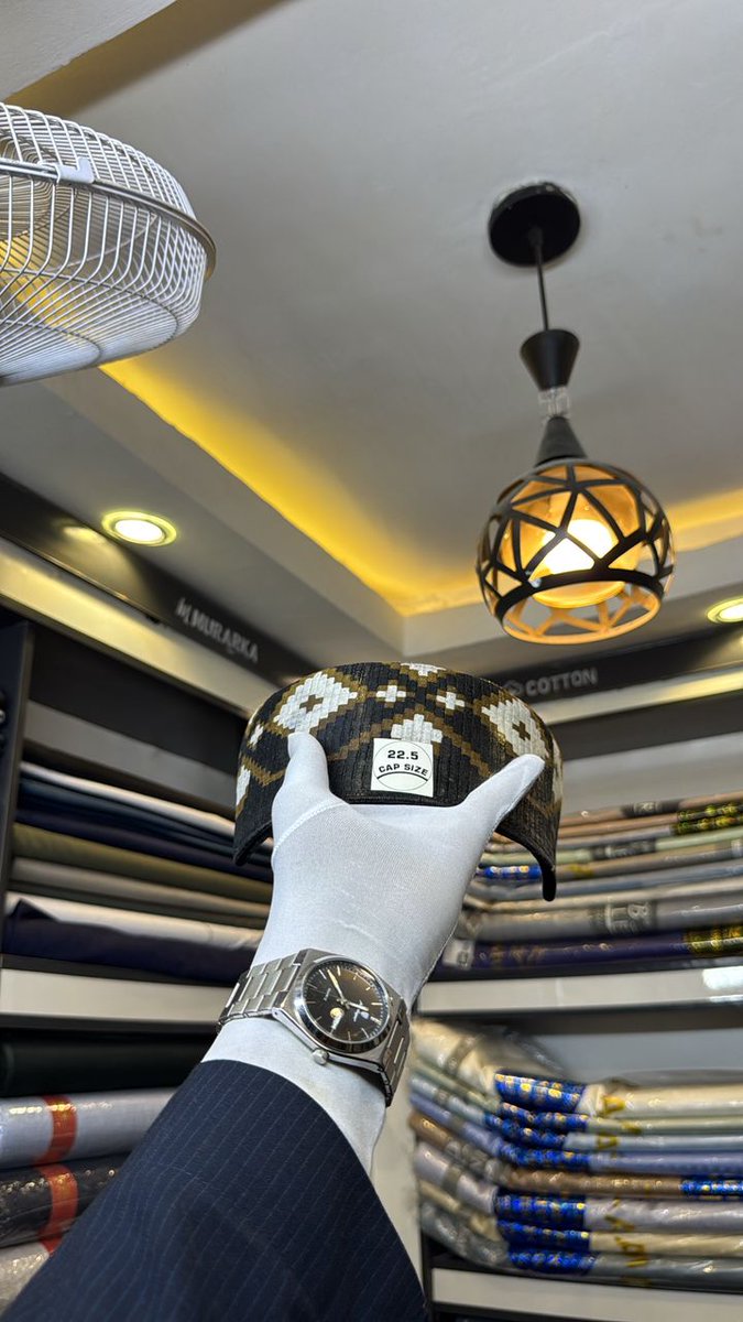 saa_textiles's tweet photo. SÜPER BANGOOL 
PRICE; 29,999
08024293027 I Location kano, Nigeria https://t.co/Puz0wQI0l8