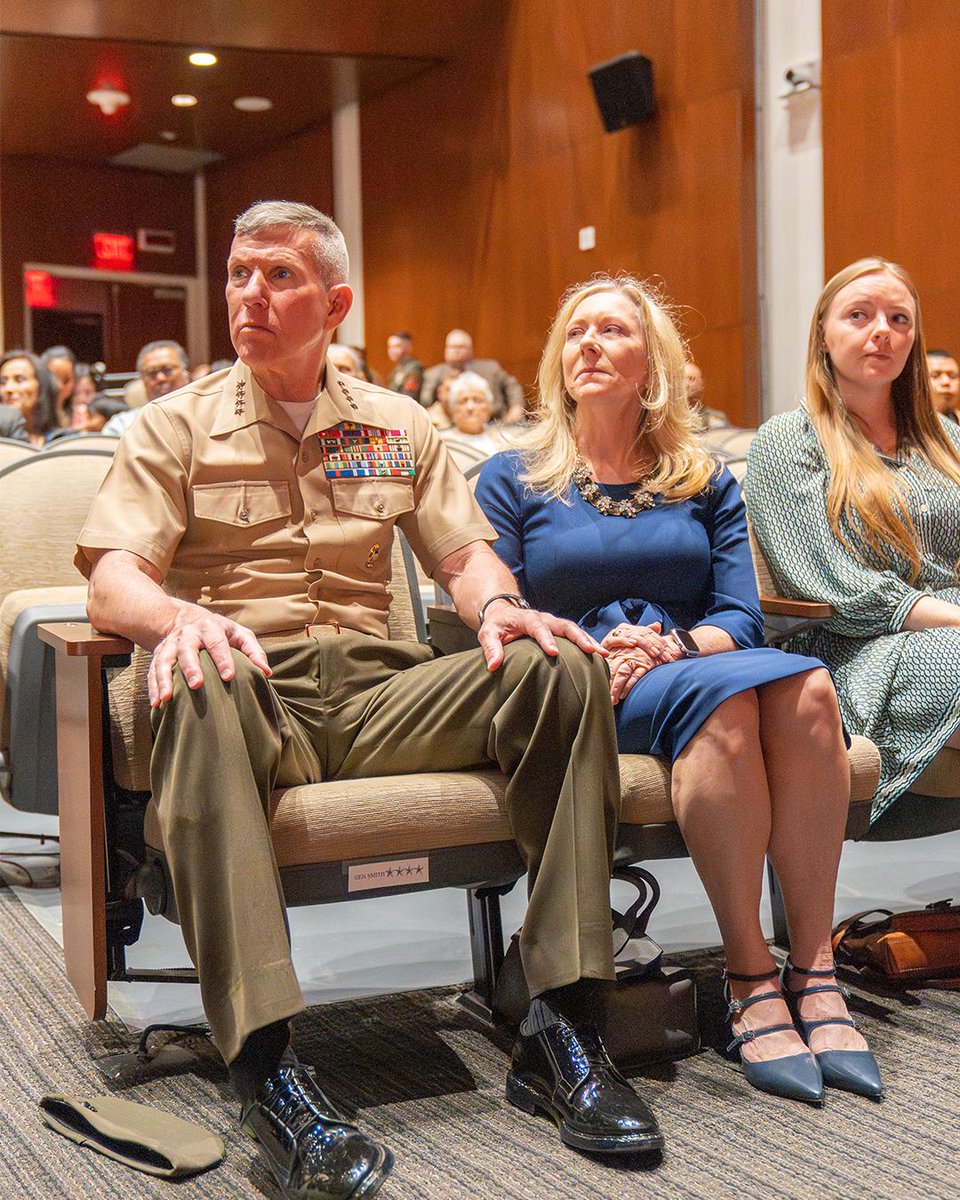 MCA_Marines's tweet photo. Congratulations to the graduates of Expeditionary Warfare School Class 2025–2026.

📸 View graduation photos here: https://t.co/SmFF0fEOq2 https://t.co/WIHIFDXYj1