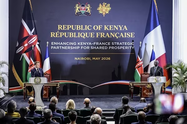 NacionalFm's tweet photo. Kenia y Francia inauguran una histórica cumbre francoafricana https://t.co/5XWvEMcHLP https://t.co/afoh4thsaG