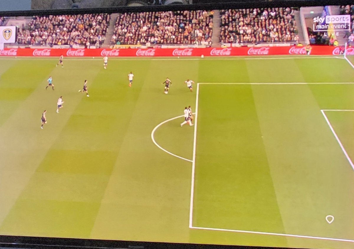 the Everton bolt cutter tweet media