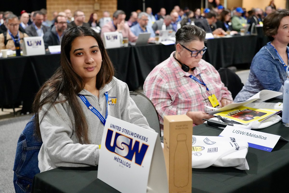 uswdistrict6's tweet photo. Day 1 of the Canadian Labour Congress Convention is underway. 👀✊ We’ve already spotted some familiar faces from USW District 6 representing workers, building solidarity and connecting with union activist from across the country. https://t.co/TekRvoB7d7