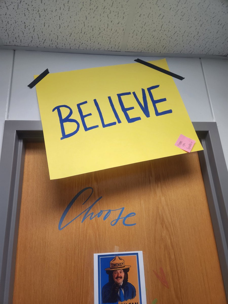 ZeducatingB's tweet photo. Principal appreciation was a blast this year! The staff that I serve know me so well 😂 https://t.co/PNnSL6GhwA