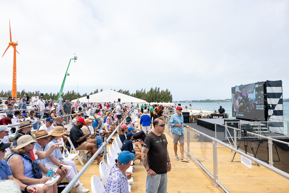 Bermuda Government tweet media