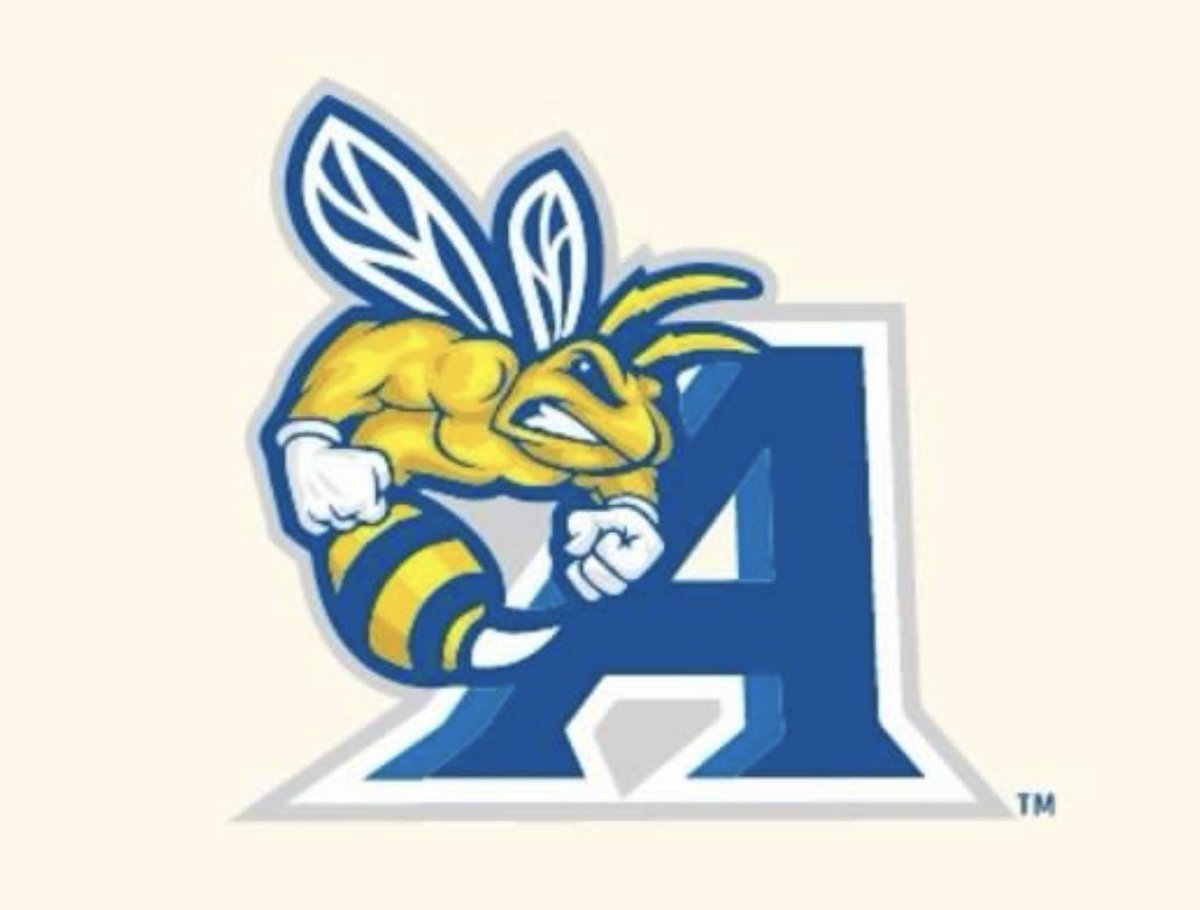 RobertGrant09's tweet photo. After a great conversation with @CoachMcRae77 I’m blessed to say I received a offer from @auyellowjackets @CoachJMcKoy @PrepRedzoneSC @Rivals #AGTG https://t.co/AS7KPIGdrM