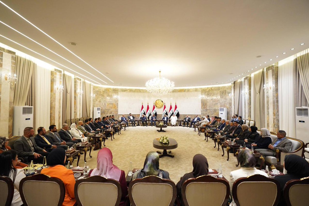 raaddulaimy's tweet photo. المجلس السياسي الوطني يعقد اجتماعاً لبحث تشكيل الحكومة المقبلة

عقد المجلس السياسي الوطني، مساء يوم الاثنين، اجتماعاً موسَّعاً بحضور قيادات المجلس، وأعضاء الكتلة النيابية.

وجرى، خلال الاجتماع، بحث مستجدات الأوضاع السياسية، والتأكيد على أهمية الإسراع بتشكيل الحكومة الجديدة. كما بحث ��لاجتماع ورقة الاتفاق السياسي والمنهاج الوزاري.

المكتب الإعلامي
للنائب رعد الدليمي
11 أيار 2026
