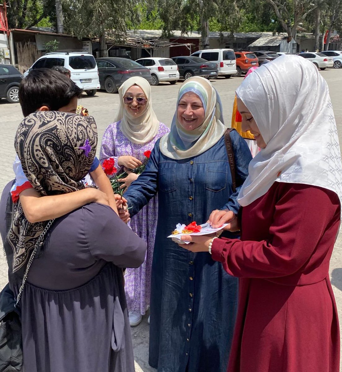 Seçil Mumcuoğlu tweet media
