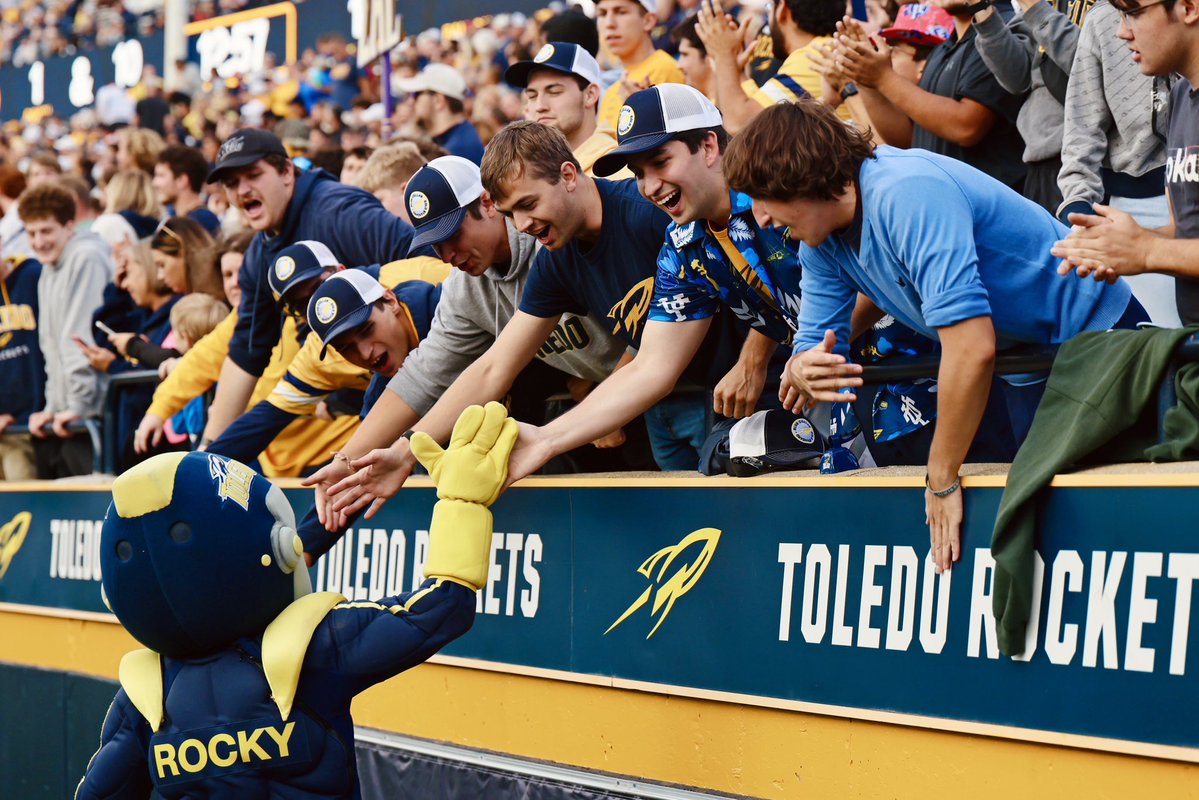 Toledo Football tweet media
