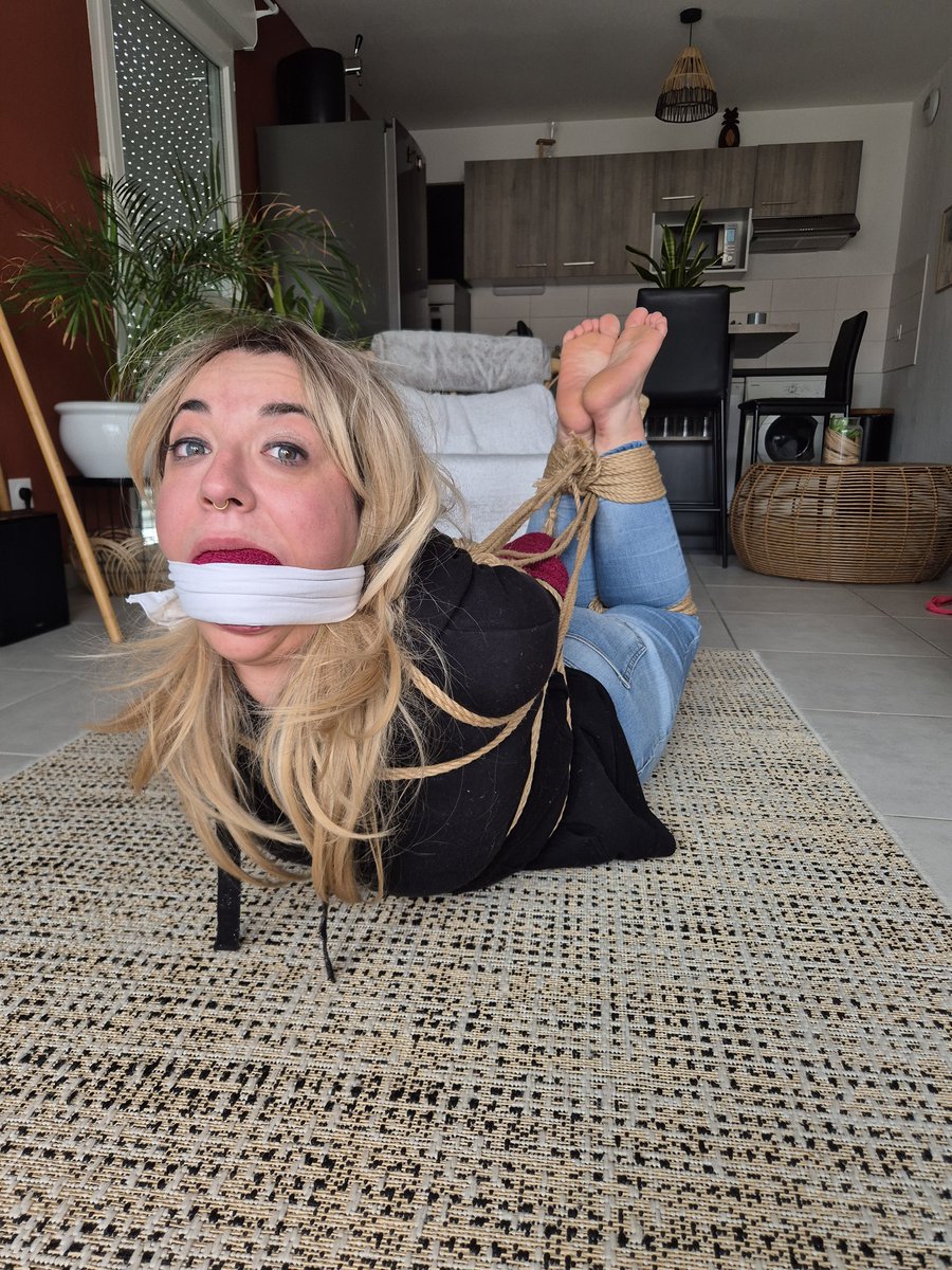 FrenchBondage's tweet photo. Do you think she managed to free herself ?
#bondage #bound #tied #hogtied #gag #gagged #mouthstuffed #cleavegag #otmgag #wrapgag #tape https://t.co/ETIZTt9Bvi