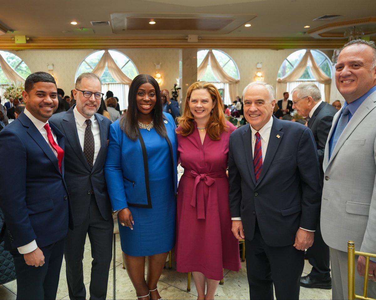 Bronx Borough President Vanessa L. Gibson tweet media
