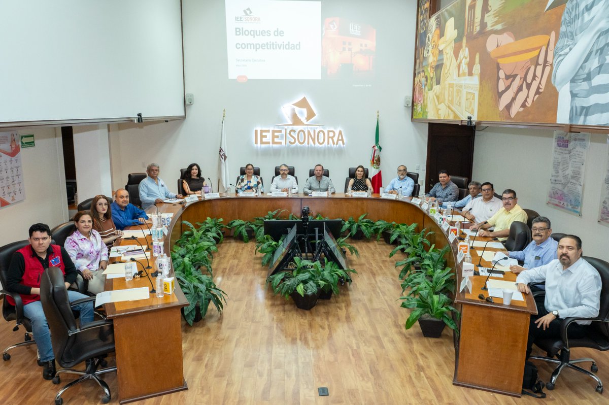 IEESonora's tweet photo. Las y los consejeros electorales, secretario ejecutivo y titulares de direcciones del #IEESonora, sostuvieron una reunión de trabajo con las representaciones de partidos políticos acreditados ante este órgano, sobre los bloques de competitividad para el Proceso Electoral Ordinario Local 2026-2027, a través de los cuales, se garantiza el principio de paridad de género en la postulación de candidaturas.

El consejero presidente Nery Ruiz Arvizu (@neryruiz) dio la bienvenida a las y los representantes de partidos presentes en esta reunión de trabajo, toda vez que este Instituto tiene como obligación mencionó, la facultad de determinar, publicar y supervisar el cumplimiento de los bloques de competitividad en cada proceso electoral, de acuerdo a lo establecido en la Constitución, legislación electoral y reglamento de elecciones.

El secretario ejecutivo, Fernando Chapetti Siordia explicó que para la aprobación de estos bloques, se analizan los resultados de la elección inmediata anterior, enlistando los distritos o municipios de mayor a menor porcentaje, de acuerdo con la votación válida obtenida por cada partido y se dividen en tres segmentos.

A su vez, el Director Ejecutivo de Organización y Logística Electoral Francisco Aguirre, detalló el análisis realizado para cada uno de los diez partidos tanto para candidaturas de diputaciones locales de los 21 distritos, como planillas de los 72 ayuntamientos.

La información se compartió con las representaciones partidarias, para su análisis y comentarios, se estableció el compromiso de detallar las observaciones en una próxima reunión, para avanzar con el tiempo prudente con la aprobación del acuerdo ante Consejo General.

En este encuentro, el Director Ejecutivo de Fiscalización Luis Guillermo Astiazarán Symonds, informó sobre las particularidades de los acuerdos aprobados por el Consejo General del INE, respecto de multas  y sanciones en materia de fiscalización; de igual forma, se estableció el compromiso de proporcionar asesoría e información a las representaciones de partido.

Presentes también en esta reunión de trabajo las consejeras, Alma Lorena Alonso Valdivia (@almaalonso08) ,  Flor Terecita Barceló Noriega (@FLORBARCELO11) ,  Linda Viridiana Calderón Montaño(@LindaVCalderon) ,  los consejeros Benjamín Hernández Avalos, Wilfredo Román Morales Silva (@wilfred86243392)  y Jaime Olea Miranda; así como las representaciones del Partido Acción Nacional (@PANporSonora) ,  Partido Revolucionario Institucional (@CDEPRISonora), Partido del Trabajo (@PTSonora) , Partido Verde  Ecologista de México (@partidoverdeson), Partido Movimiento Ciudadano (@MovCiudadanoSon) , Partido Morena (@MorenaenSonora) , Partido Nueva Alianza Sonora (@NASonoraMx) , Partido Encuentro Solidario Sonora (@pessonora1) , Partido Sonorense (@PartidoSonorens) y Partido de la Revolución Democrática, Sonora (@PRD_Sonora).