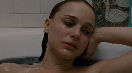 daily natalie portman tweet media