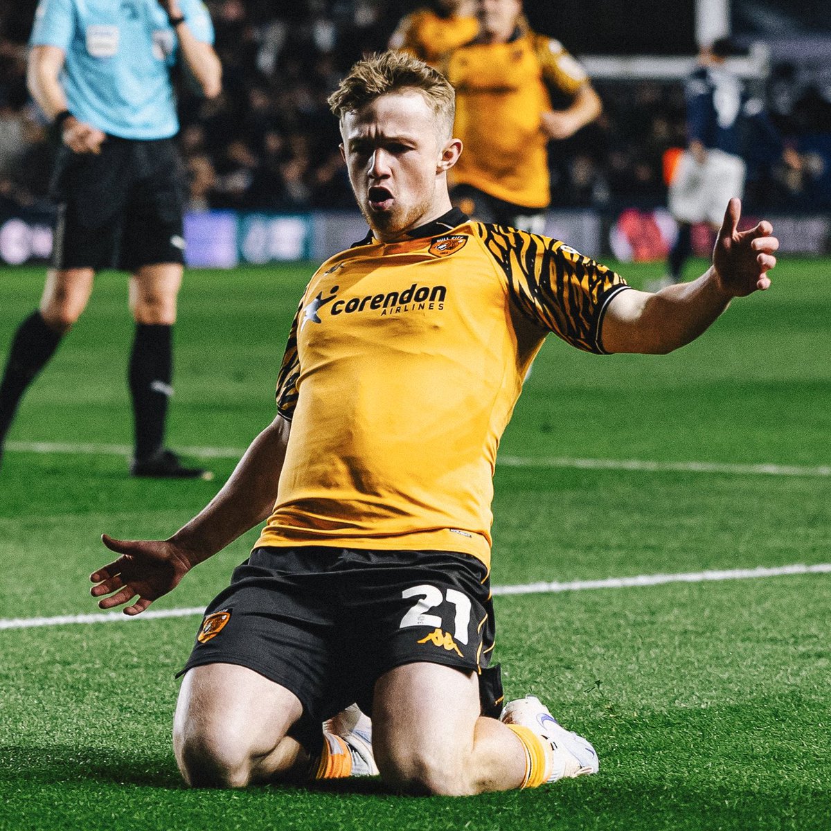 eflpublished tweet media