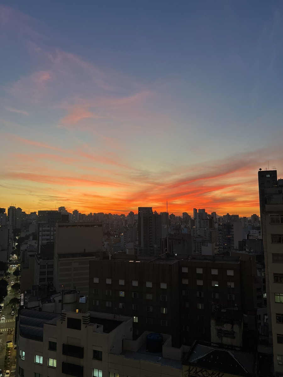 e esse pôr do sol na selva de pedras