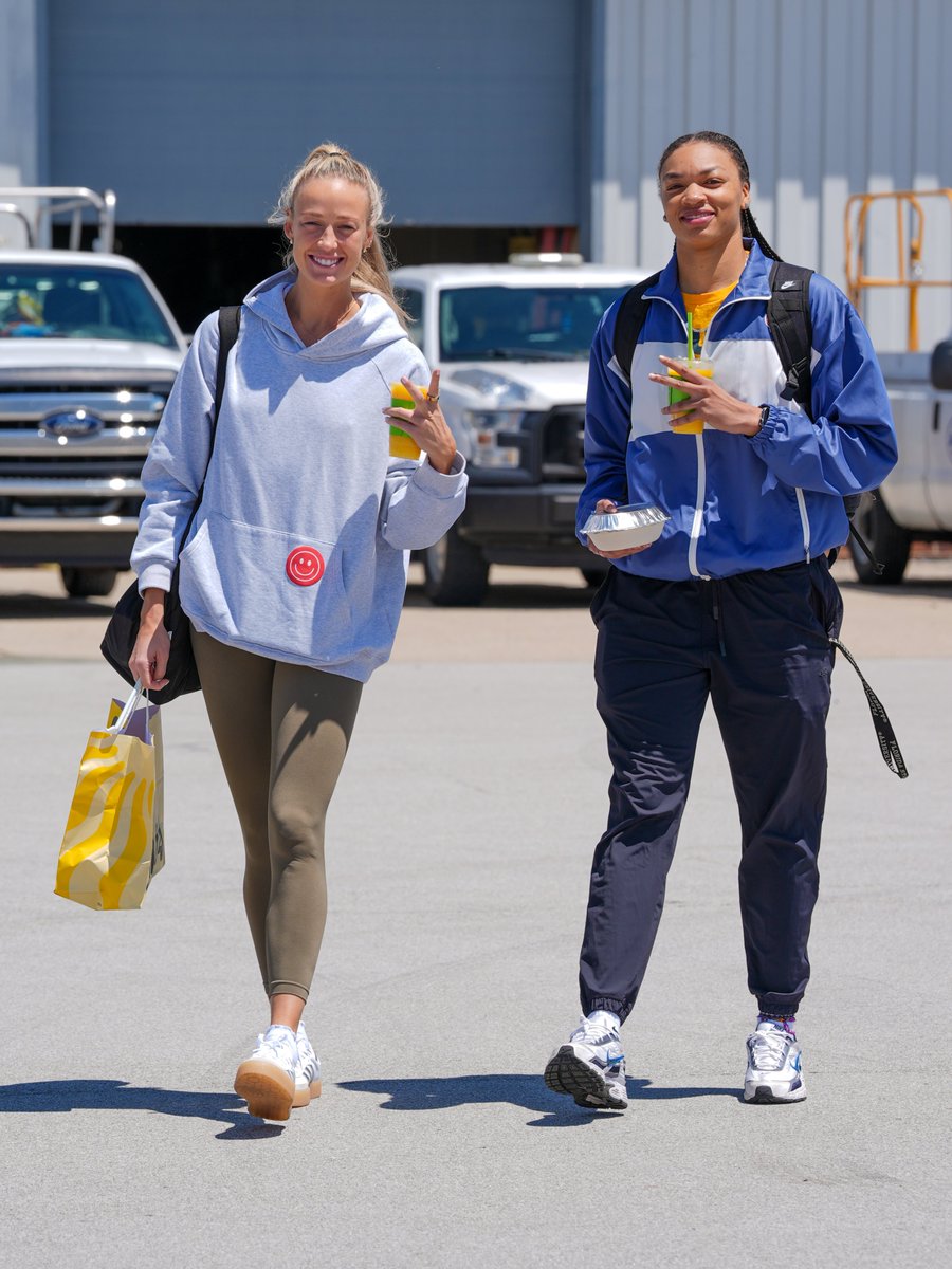 Indiana Fever tweet media
