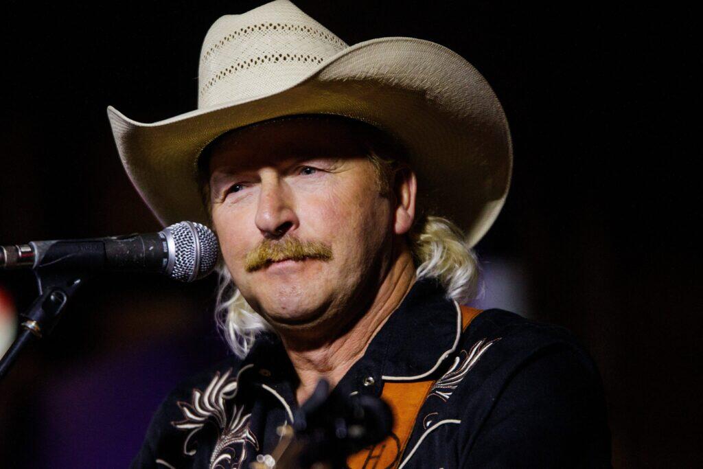 closerweekly's tweet photo. What Happened to Alan Jackson? Fans Still Ask About the Country Legend https://t.co/qKCZF3yuwe https://t.co/3fumzwMbwC