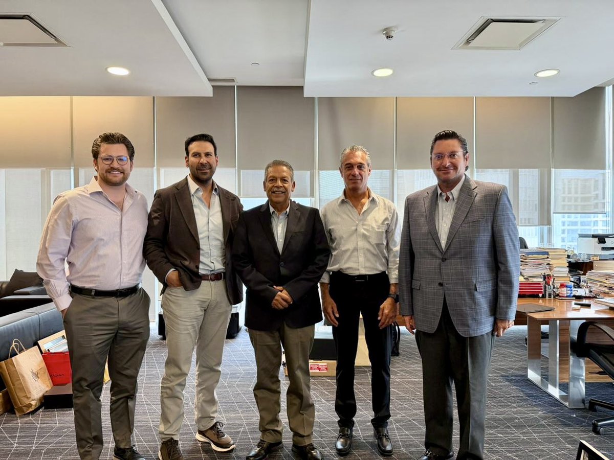 Sostuve un encuentro con @Carlos_Slim_D, presidente del Consejo de ...