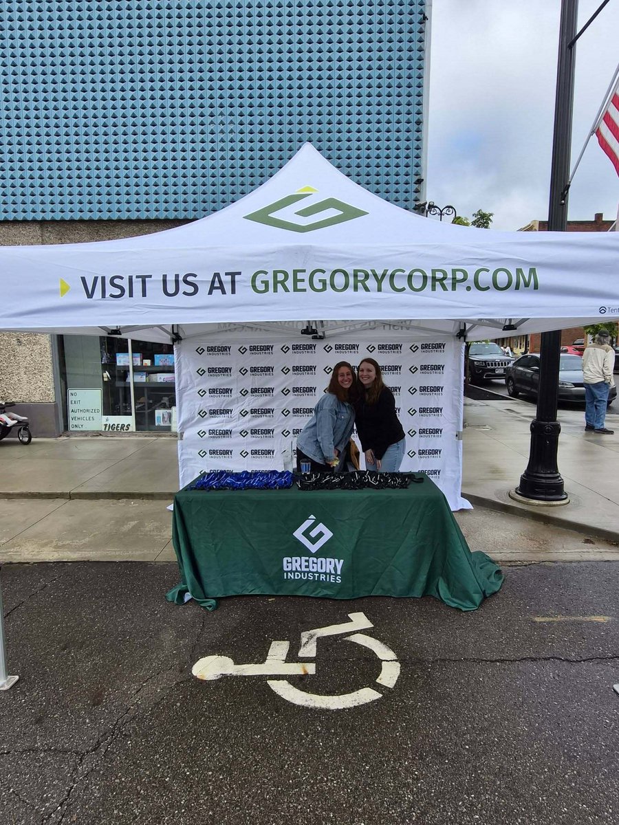 GregoryCorp's tweet photo. Gregory Industries was proud to serve as the presenting sponsor of Girls on the Run East Central Ohio last Saturday. 💜

To learn more or get involved, visit: https://t.co/u6hDLQmIH3

#GregoryIndustries https://t.co/6dvOfTzvx4