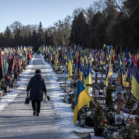 🇺🇦💸FLASH INFO - l’ex-bras droit de Zelensky mis en cause dans une affaire de blanchiment à 10 millions de dollars !

Le Bureau national anti-corruption ukrainien (NABU) et le Parquet spécialisé anti-corruption (SAPO) ont officiellement notifié Andriy Yermak, ancien chef de