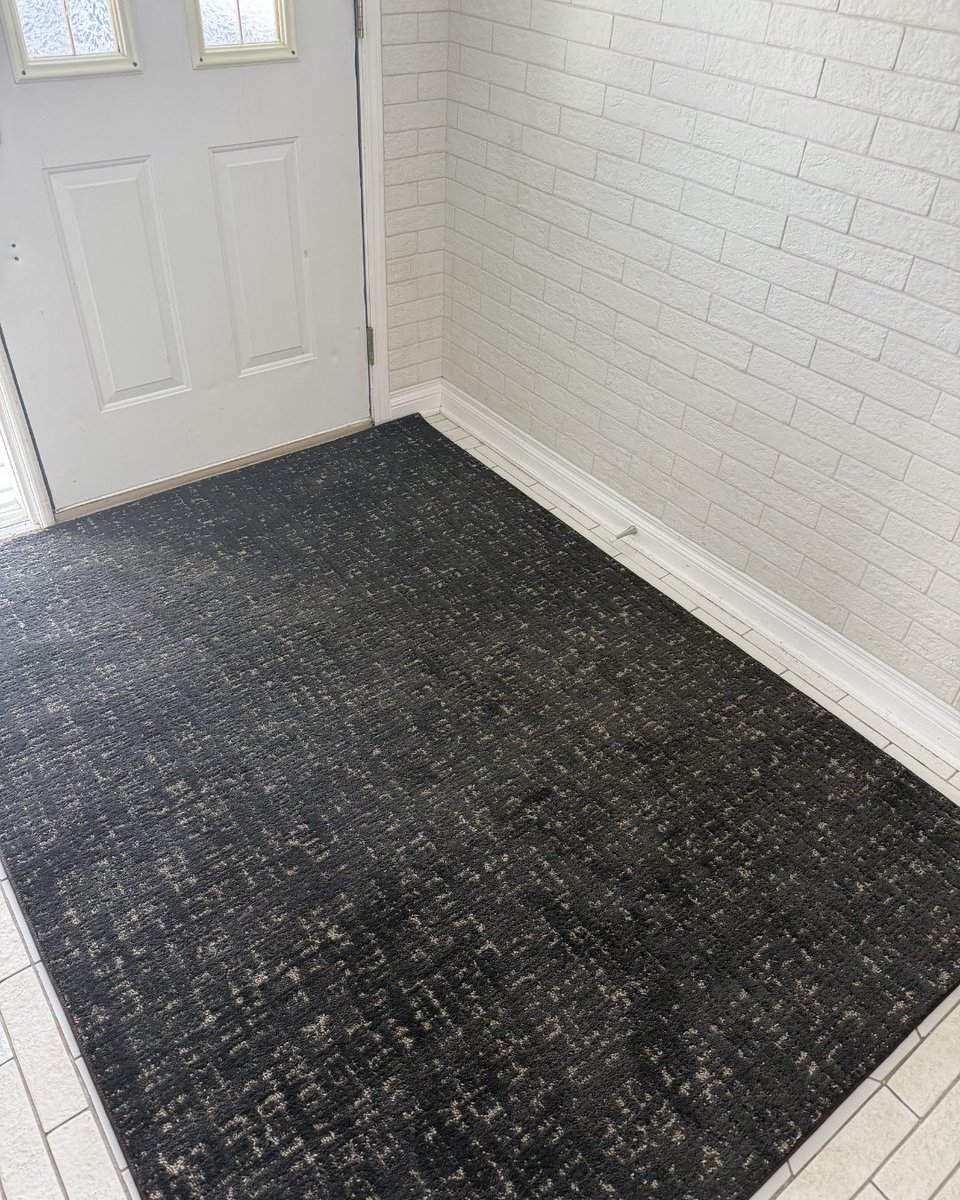 AreaRugYEG's tweet photo. The entryway is one of the busiest spots in any home or office.

Adding a rug here helps catch dirt and moisture right away, protects your flooring and keeps the rest of your space cleaner. 

It’s one of those small changes that makes everyday living a lot easier. https://t.co/zY2azhn0BV