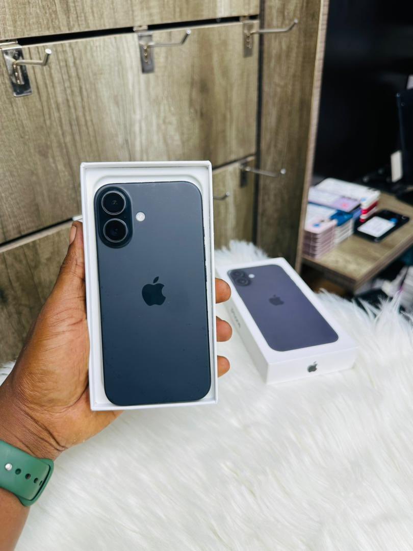 Noor Phones tweet media