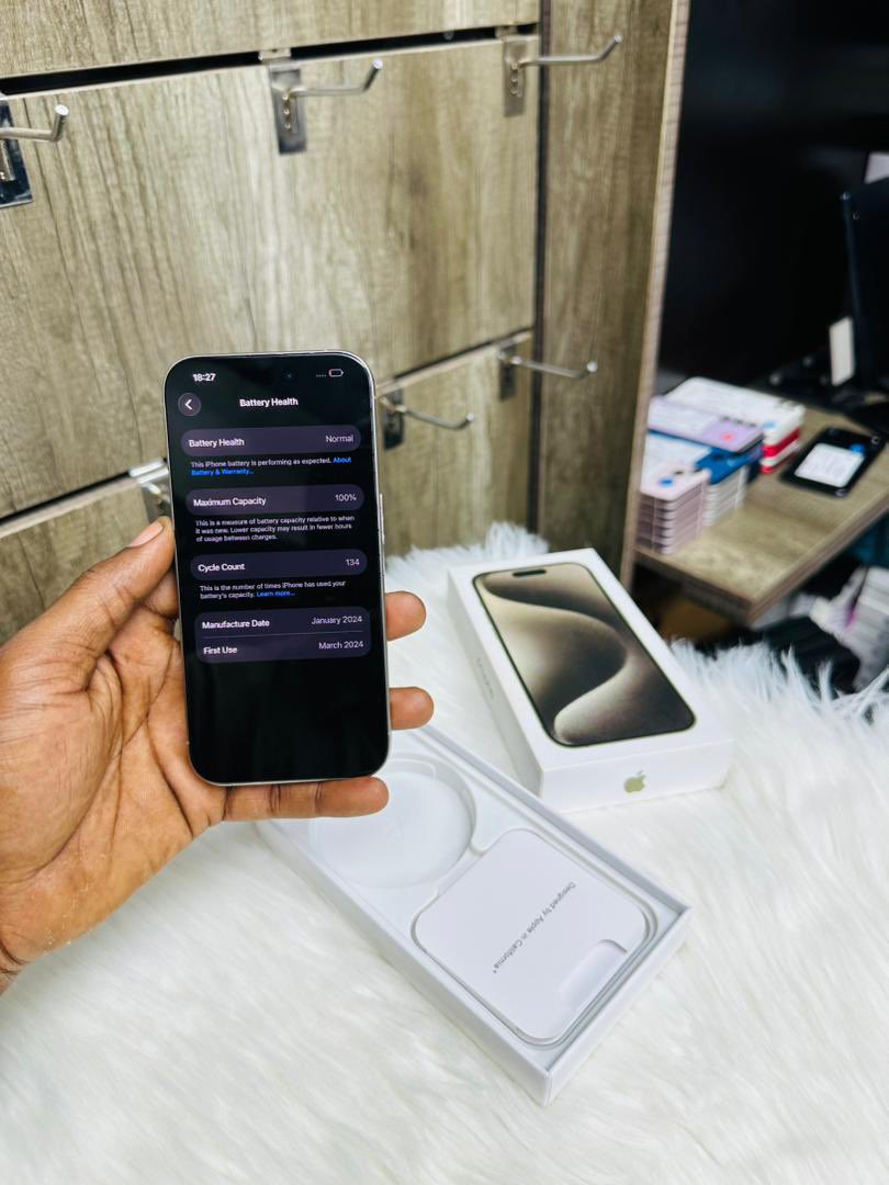 Noor Phones tweet media
