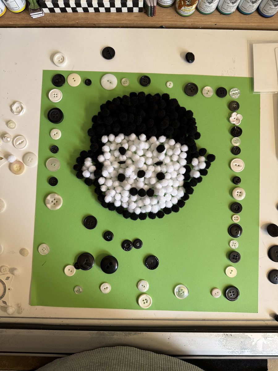 Johnny_octopus's tweet photo. I’m not using the buttons but Little Pierrot turned out great. https://t.co/MC3DmADMaP