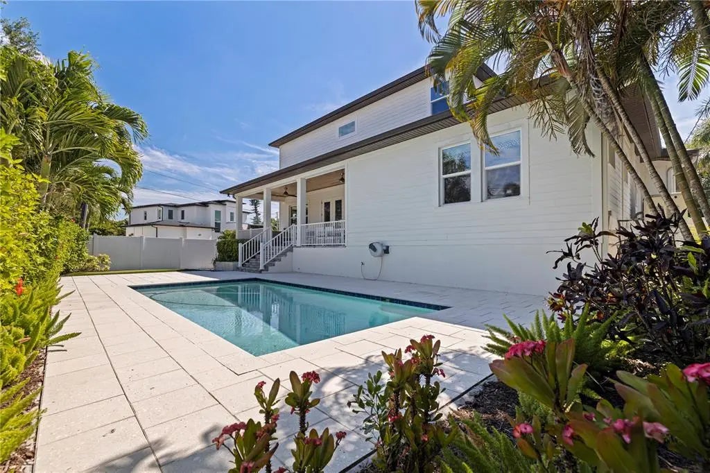 smith_associate's tweet photo. 📍1001 Cordova Boulevard NE | St. Petersburg
🛌 5 Bed | 4/1 Bath | 3,917 SF
🧡 Listed By: Alex Thorpe https://t.co/o8aJGLALTZ