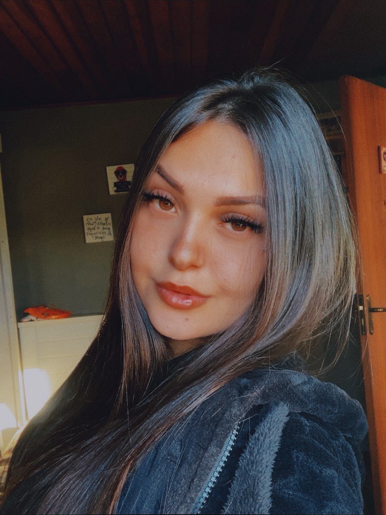ivy⁷ 🪭 tweet media