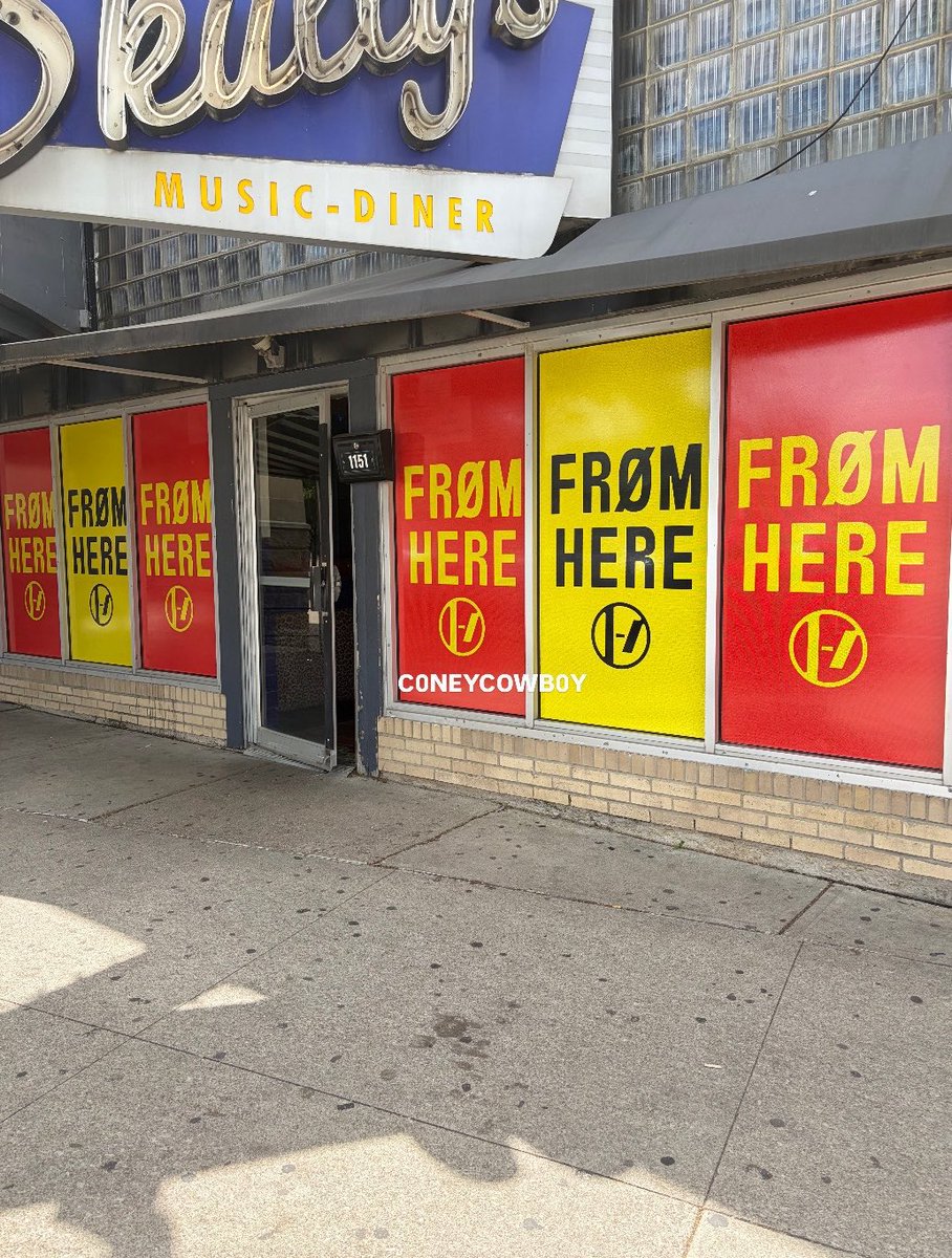 PilotsCraving's tweet photo. Once again, Twenty One Pilots proudly lets people know they’re from Columbus, Ohio after fans are finding “FRØM HERE” signs across the city. https://t.co/RNly8arG8Z