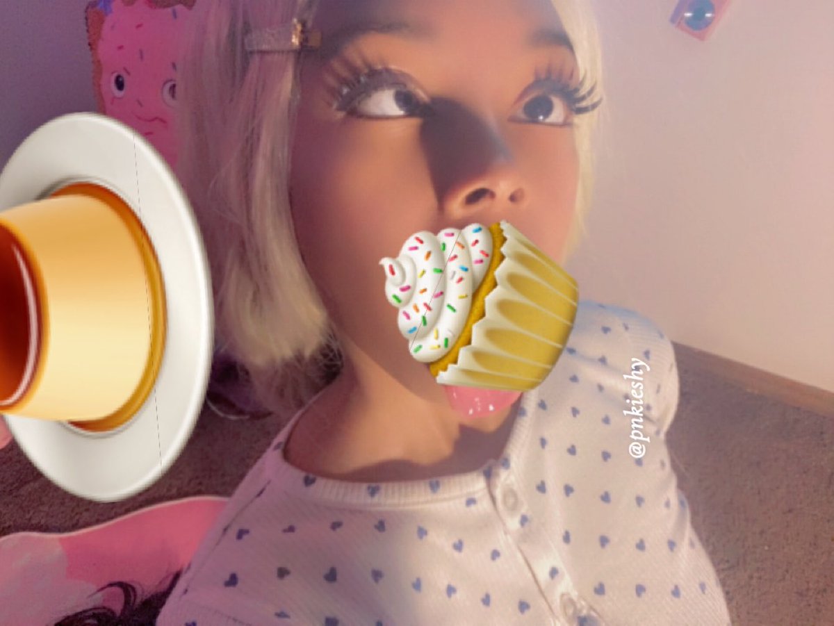᥎ ᥲ ᥣ ♡ ᡣ𐭩 🐰 May 31st 🧁 tweet media
