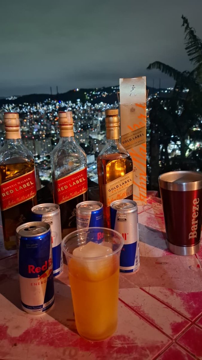 Dg_Chefe2's tweet photo. Dose Forte 🥃🥶 https://t.co/1fGVY0XQad