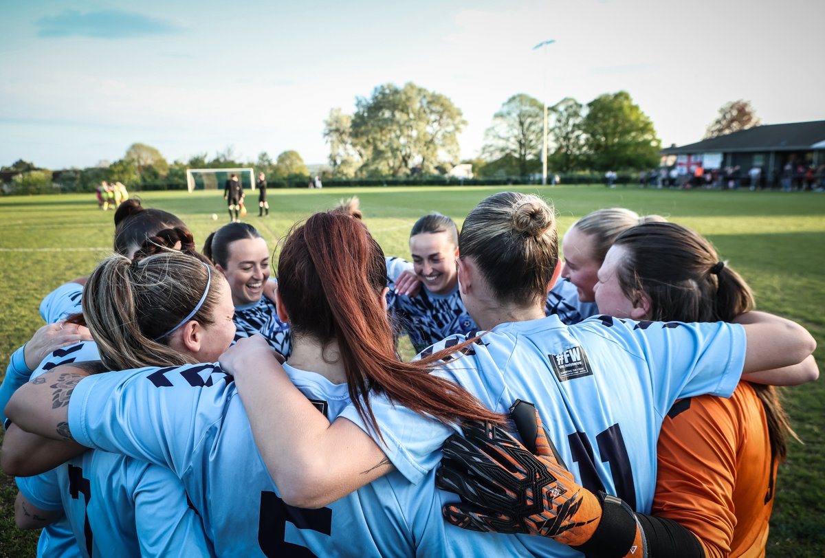 BMEastPhotos's tweet photo. 📸⚽️I    
Check out my #photos...
@aekbocoladiesfc v.s @FGRFC_Women  -@SWRWFL_OFFICIAL 
Tuesday 28/04/2026 - 7:45pm KO
Score: 1-2       

Link: https://t.co/gjssCBj5BF 

Purchase photos from my @GeoSnapShot page: https://t.co/q43g8EX5A6

#AEKBocoLadies #FGRWFC @swsportsnews https://t.co/w8zSOyRIRc