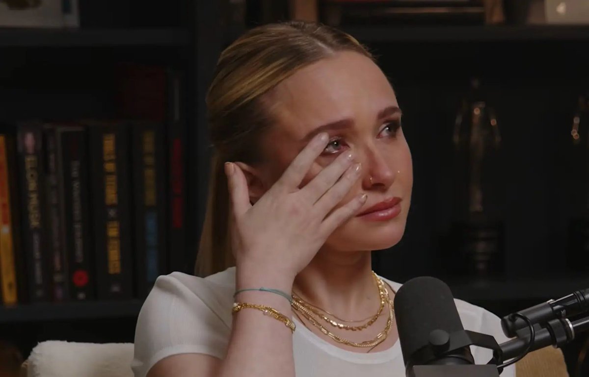 fandompulse's tweet photo. After coming out as bisexual to promote her new book, Heroes star Hayden Panettiere is now playing victim in interviews, saying she was scarred while on a boat party:

“She physically put me in the bed next to this undressed man who was very famous,” she remembered, adding that the man — whom she didn’t name — acted “like this was just an average day for him and this is something that happens all the time.”

Panettiere said she went into survival mode and tapped into “that lion in me, that fire in me.”

“My hair stood on end and I became ferocious,” she noted. “I was like, ‘This is not happening.’” 

How does one get into this situation to begin with? Does this make her stunning and brave?
