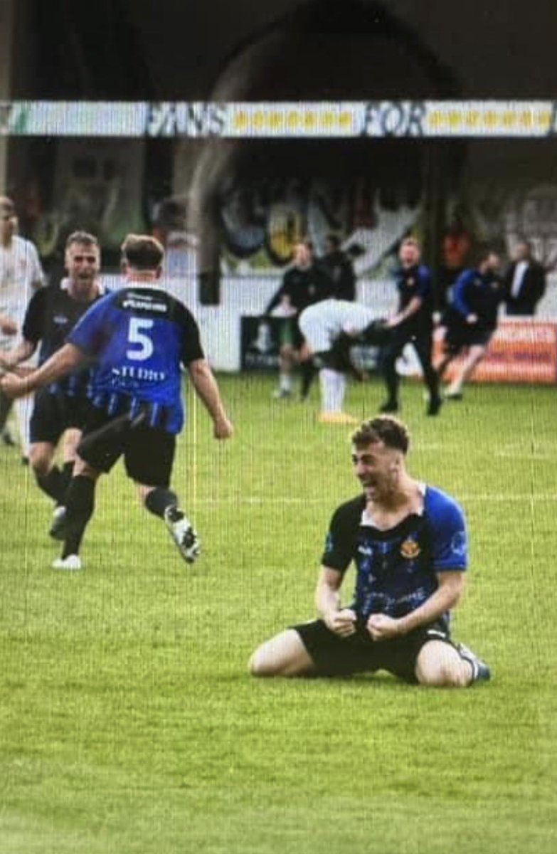 Avro FC tweet media