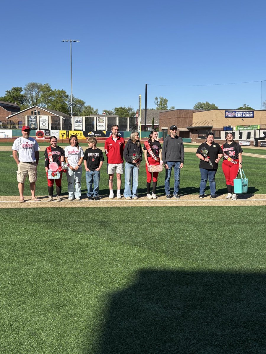 JeffAthletics's tweet photo. Celebrating our 3 Softball Seniors at Loeb today!! Congrats and thank you Rilee, Reagan and Kendall! https://t.co/rHtOYOlbMe