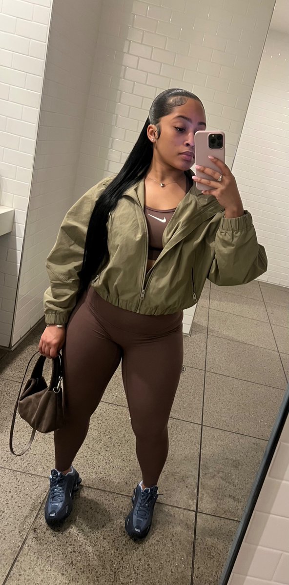 shae tweet media