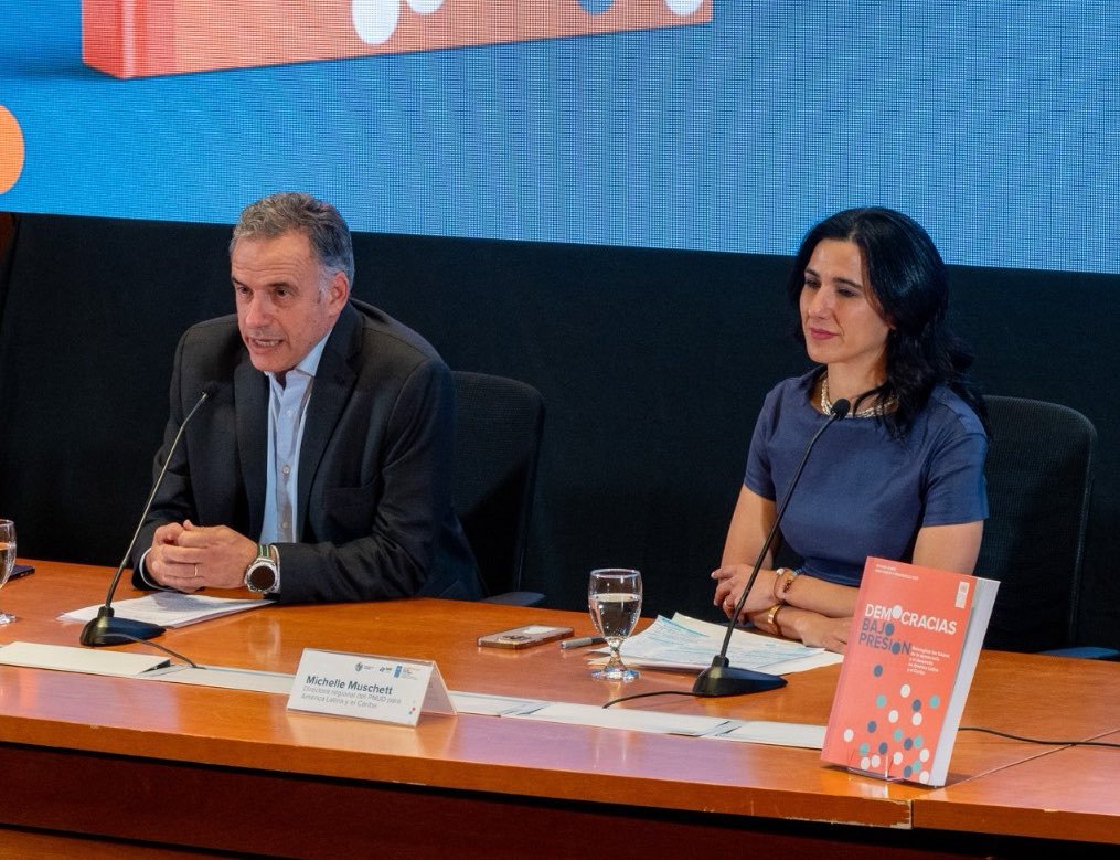 Carolina Cosse tweet media