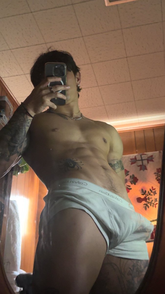 talk to me. i need you 

link in bio<3