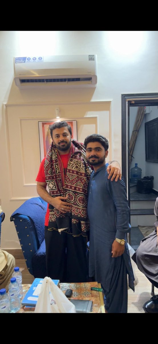 akbar_hajano's tweet photo. Huge congratulations to @LalaMuradKhan (G.S PSF Sindh) for a successful Jalsa! A true display of leadership and the strength of Bhutto’s ideology. Red Salute 🇪🇺✊
#ppp #PakistanPeoplesParty
#Psfsindh #Psf #❤️💚🖤 https://t.co/7yxy0Q7Q9I