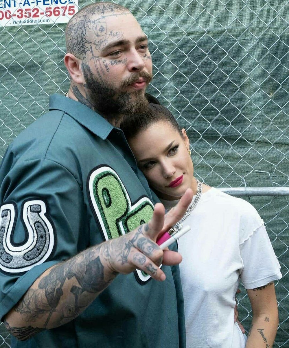 halseynumbers's tweet photo. “Die for Me” with @PostMalone and @1future has now surpassed 400 million streams on Spotify.

- It’s @halsey’s 15th song reaching this milestone. https://t.co/16z2T0Wh8s
