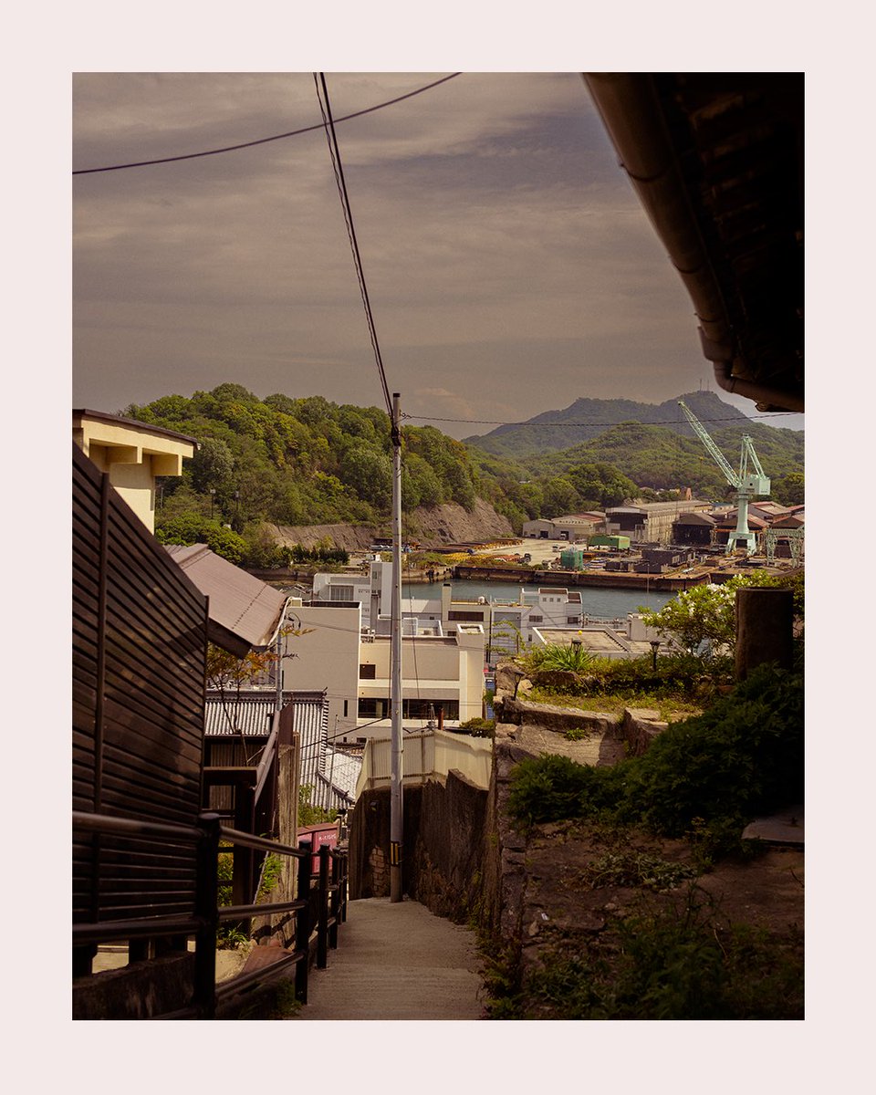 katamaricam's tweet photo. 訪れた街。

静かだけど、心は小さく揺れていた。 https://t.co/ipf5x6Rr1n